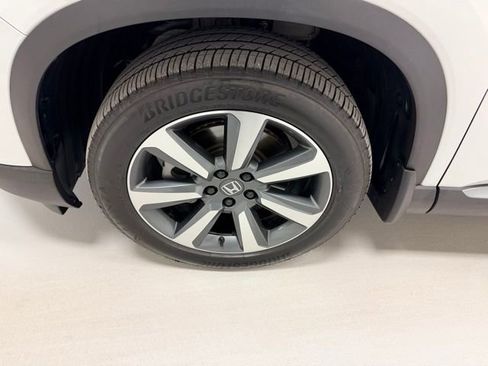 Used 2025 Honda Pilot Elite image 20