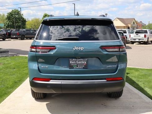 New 2026 Jeep Grand Cherokee L Limited w/ Luxury Tech Group II AWD/4WD image 36
