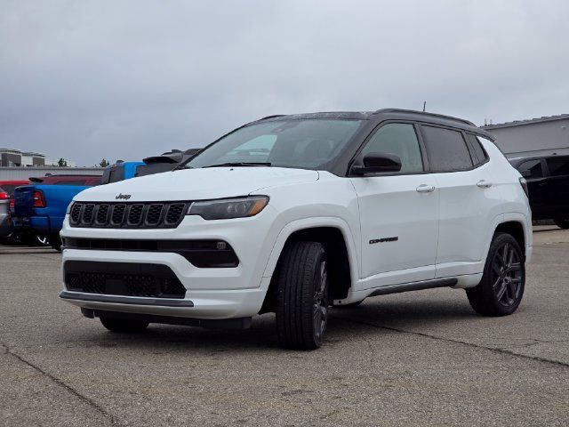 Used 2025 Jeep Compass Limited w/ High Altitude Package AWD/4WD image 23
