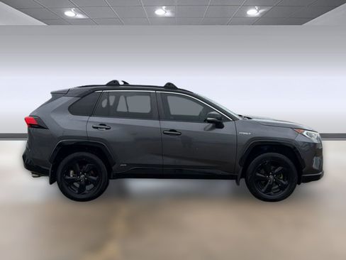Used 2020 Toyota RAV4 XSE AWD/4WD image 8