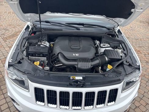 Used 2015 Jeep Grand Cherokee Limited image 46