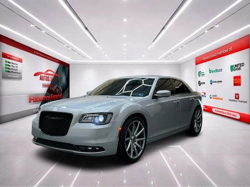 Used 2021 Chrysler 300 S image 4
