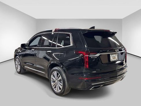 Used 2024 Cadillac XT6 Premium Luxury AWD/4WD image 3