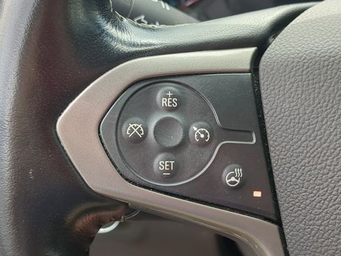 Used 2022 Chevrolet Colorado Z71 AWD/4WD image 19