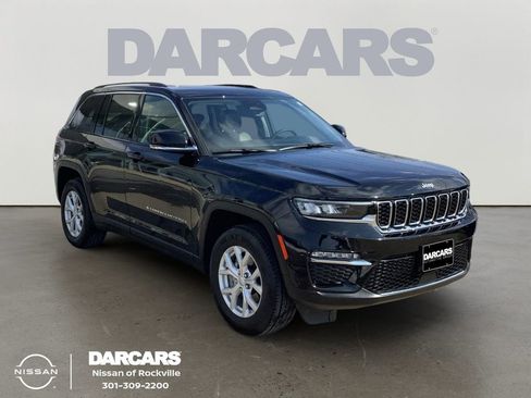 Used 2023 Jeep Grand Cherokee Limited image 1
