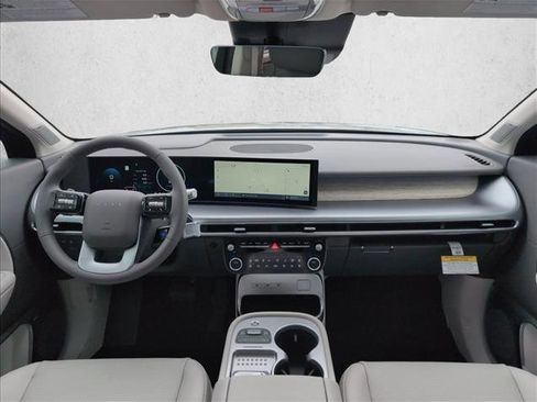 New 2026 Hyundai Ioniq 9 Limited w/ Tow & Go Package image 18