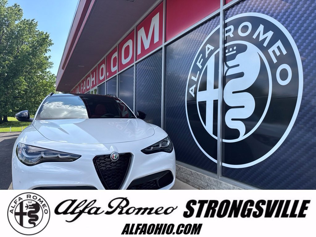 New 2026 Alfa Romeo Stelvio Sprint AWD/4WD image 1