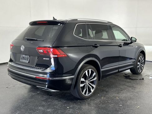 Used 2020 Volkswagen Tiguan SEL Premium R-Line image 11