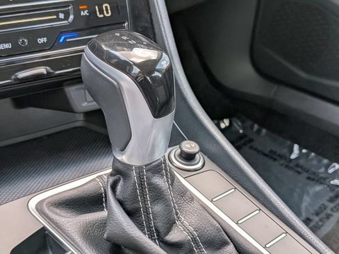 Used 2025 Volkswagen Jetta S FWD image 17