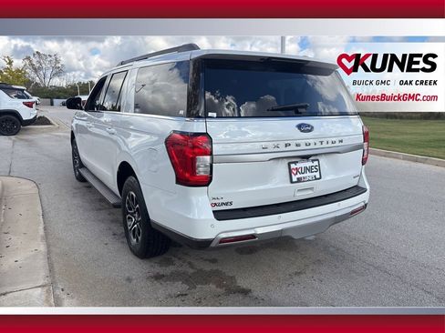 Used 2024 Ford Expedition Max XLT image 6