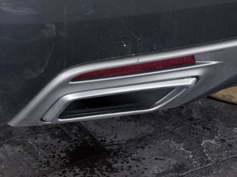 Used 2025 Cadillac XT5 Premium Luxury w/ Technology Package image 32