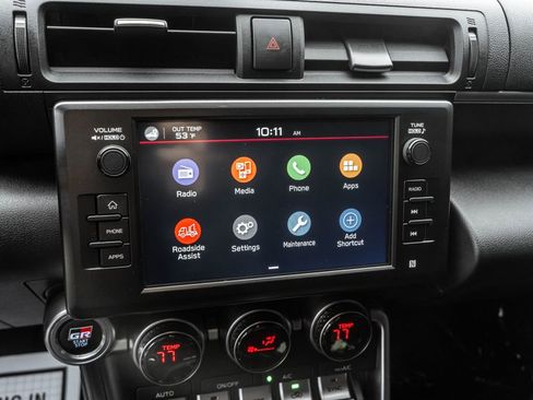 Used 2024 Toyota GR86 image 11