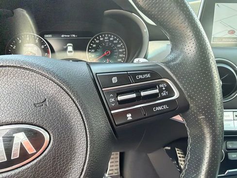 Used 2020 Kia Stinger GT2 image 24