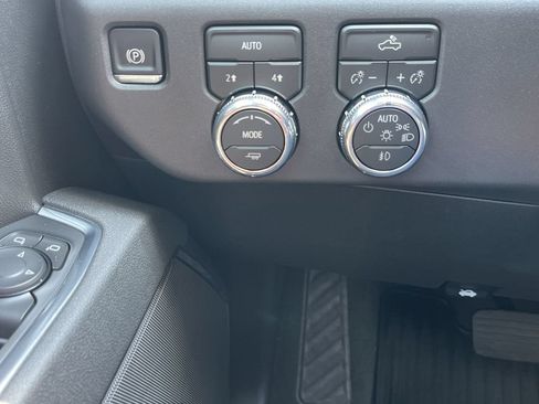 New 2026 GMC Sierra 1500 Elevation AWD/4WD image 18