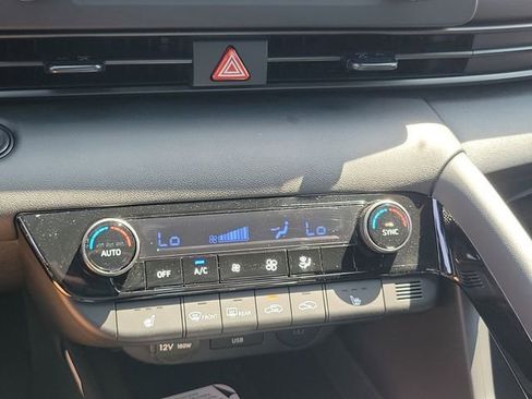 New 2026 Hyundai Elantra SEL Sport FWD image 13