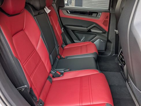 New 2026 Porsche Cayenne Turbo GT image 25