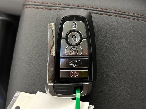 New 2026 Ford Explorer Active w/ Active Comfort Package RWD image 34