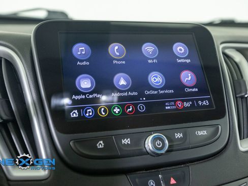 Used 2022 Chevrolet Malibu LT FWD image 19