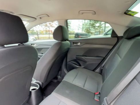 Used 2022 Hyundai Accent SE w/ Cargo Package image 36