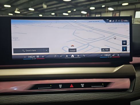 New 2026 BMW i5 eDrive40 w/ Premium Package image 23