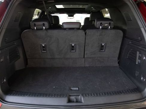 New 2024 Chevrolet Traverse RS w/ LPO, Floor Liner Package AWD/4WD image 39
