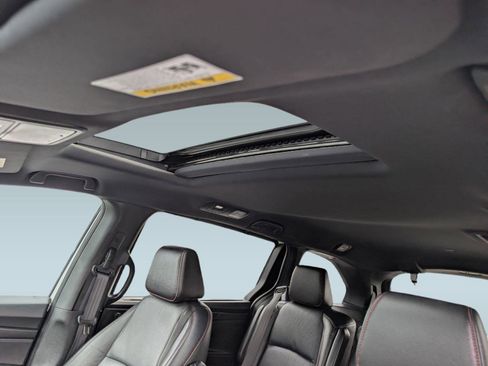 Used 2024 Honda Odyssey Sport image 15