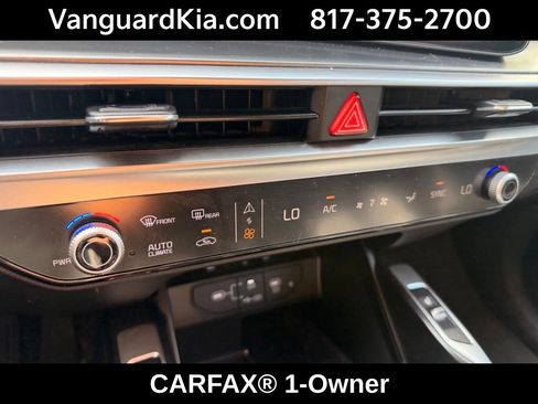 Certified 2025 Kia Sorento S FWD image 22