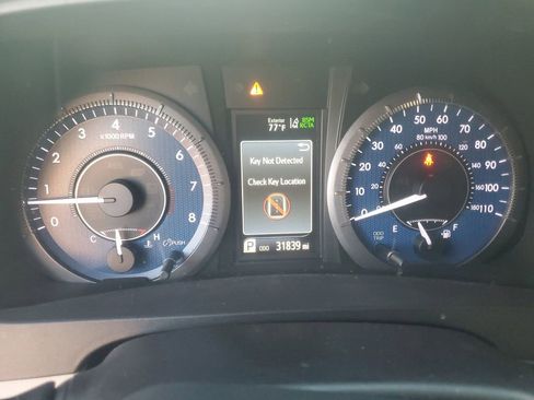 Used 2019 Toyota Sienna XLE image 26