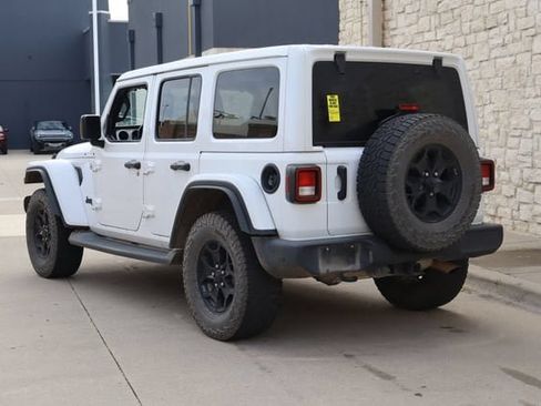 Used 2021 Jeep Wrangler Unlimited Sport AWD/4WD image 3