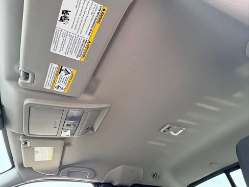 New 2026 Nissan Frontier S image 17