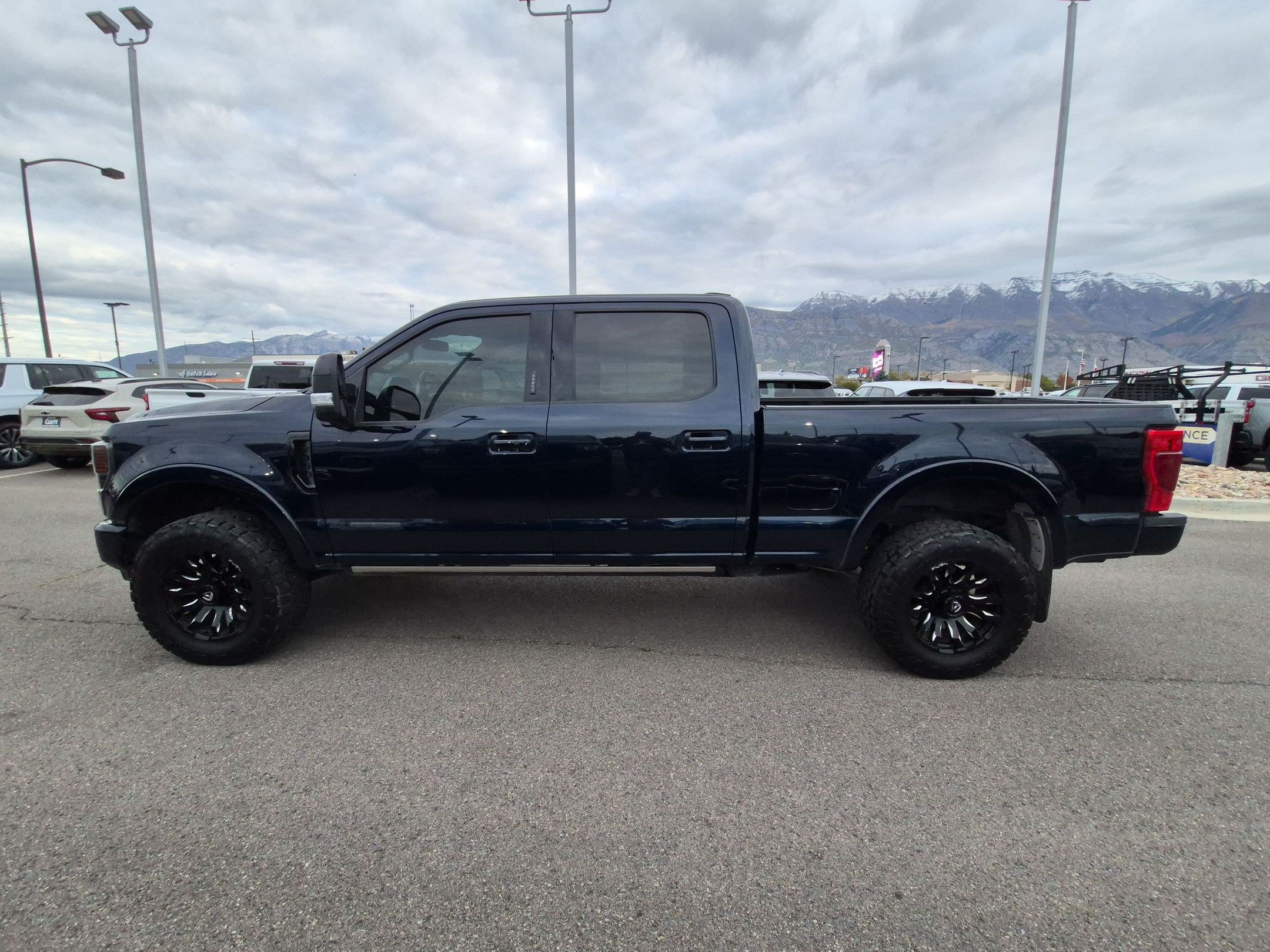 Used 2022 Ford F350 Lariat w/ Tremor Off-Road Package AWD/4WD image 7