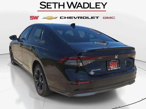 Used 2025 Honda Accord SE image 5