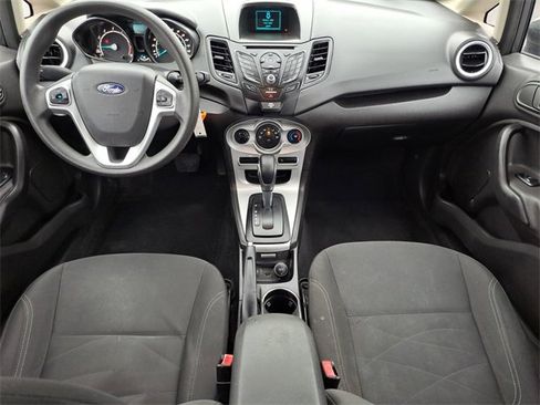 Used 2017 Ford Fiesta SE image 10