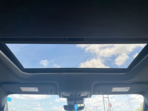 New 2026 GMC Sierra 1500 AT4 w/ AT4 Premium Package image 16