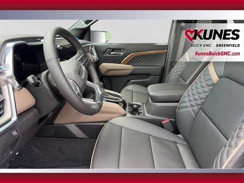 New 2026 GMC Canyon Denali AWD/4WD image 18