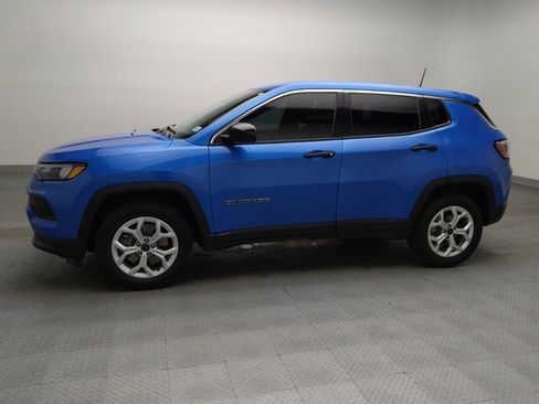 Used 2025 Jeep Compass Sport AWD/4WD image 2
