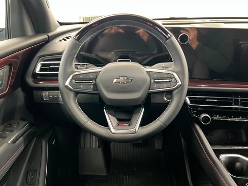 New 2026 Chevrolet Traverse Z71 w/ Enhanced Driving Package AWD/4WD image 13