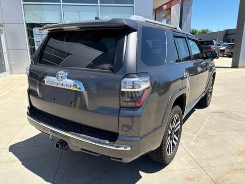 Used 2022 Toyota 4Runner Limited AWD/4WD image 7