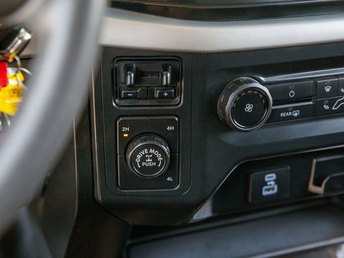 Used 2022 Ford F150 XL w/ Equipment Group 101A High image 15