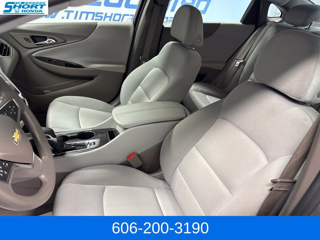 Used 2025 Chevrolet Malibu LT FWD image 17