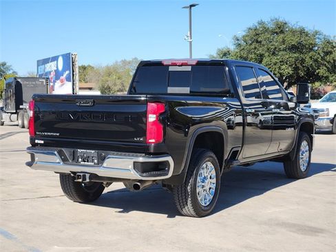 Used 2024 Chevrolet Silverado 2500 LTZ w/ LTZ Premium Package image 5