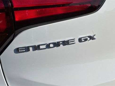 Used 2025 Buick Encore GX Preferred image 49