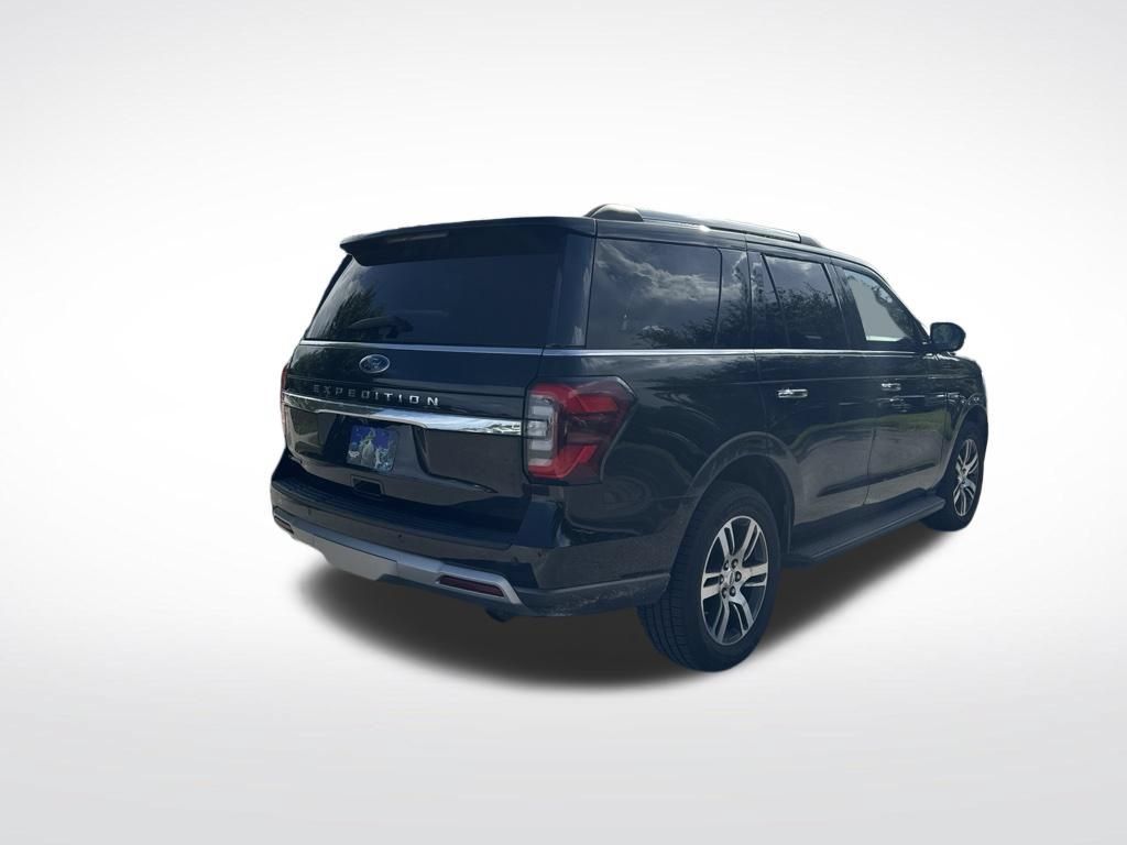 Used 2024 Ford Expedition Limited RWD image 5