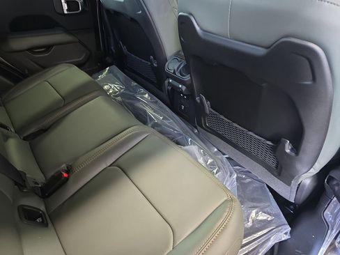 New 2026 Jeep Gladiator Mojave image 12