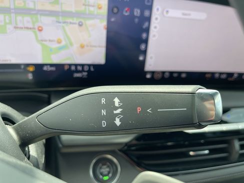 Certified 2025 Buick Enclave Avenir w/ Super Cruise Package image 16