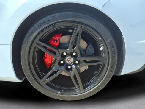 Used 2023 Chevrolet Corvette Stingray Premium Conv w/ 3LT RWD image 9