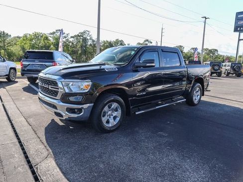 Used 2022 RAM 1500 Big Horn AWD/4WD image 4