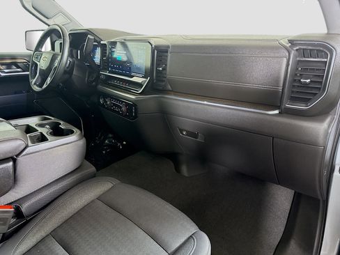 Used 2023 Chevrolet Silverado 1500 LT AWD/4WD image 30
