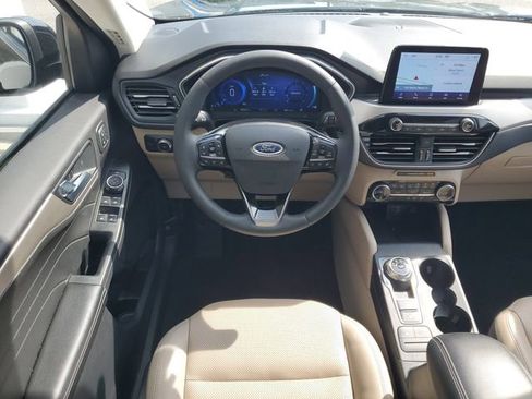 Used 2022 Ford Escape SEL w/ Technology Package image 28