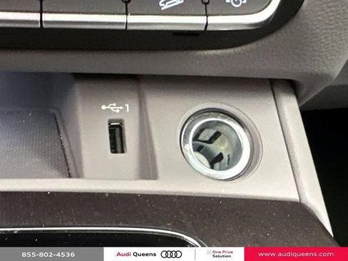 Used 2023 Audi Q5 2.0T Premium Plus w/ Premium Plus Package AWD/4WD image 26